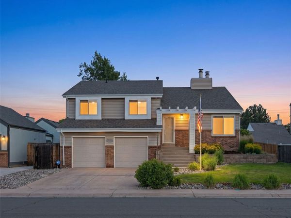 19853 E Greenwood Drive , Aurora, CO 80013