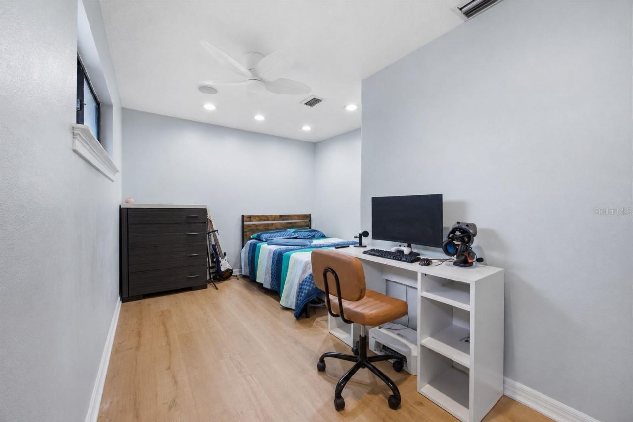 915 N Crooked Lake Drive, Babson Park, FL 33827 Photo
