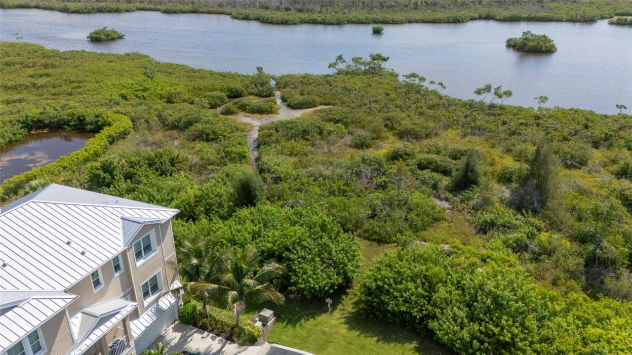 10307 Coral Landings Lane , Unit 11, Placida, FL 33946 Photo