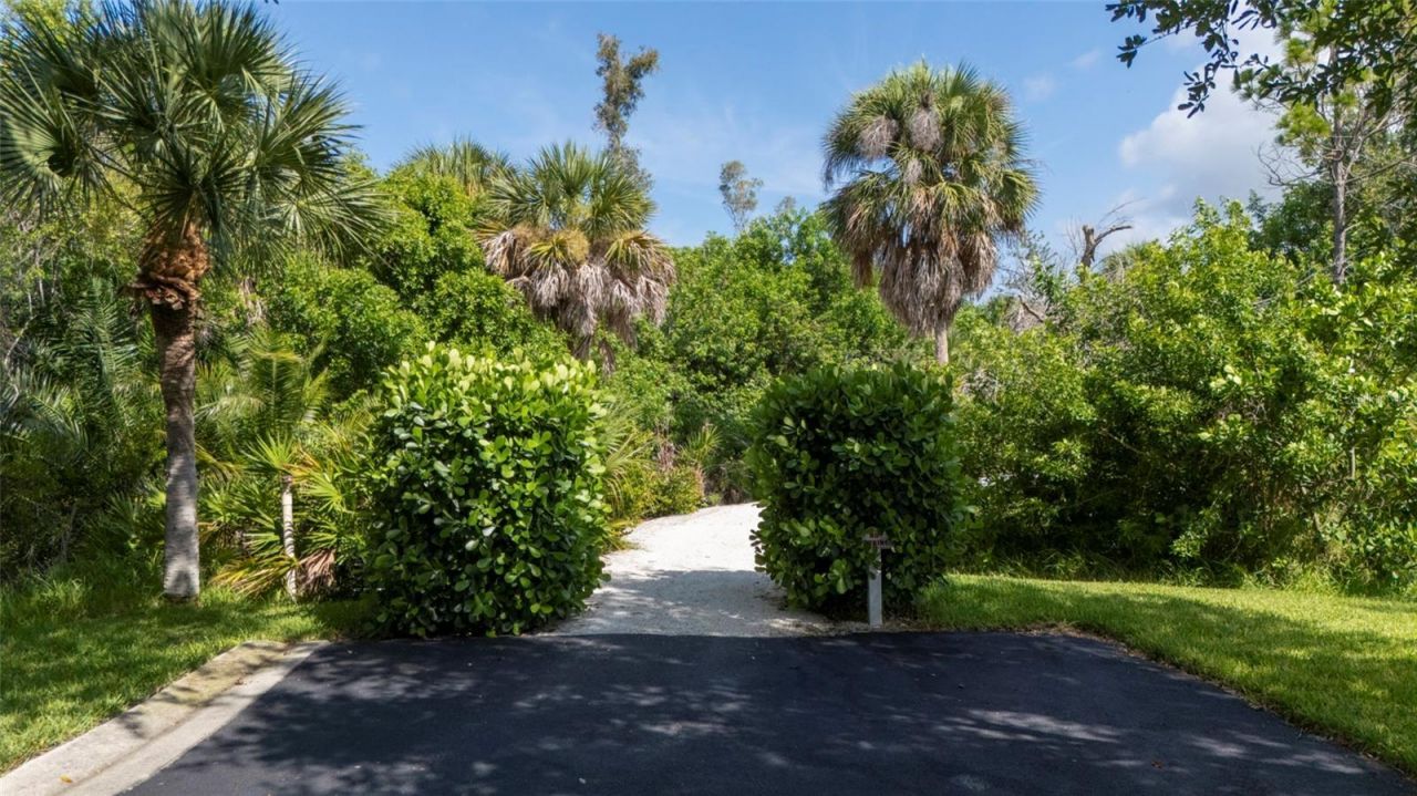 10307 Coral Landings Lane , Unit 11, Placida, FL 33946 Photo
