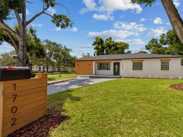 1702 W JOHNSTON AVENUE, TAMPA, FL 33603