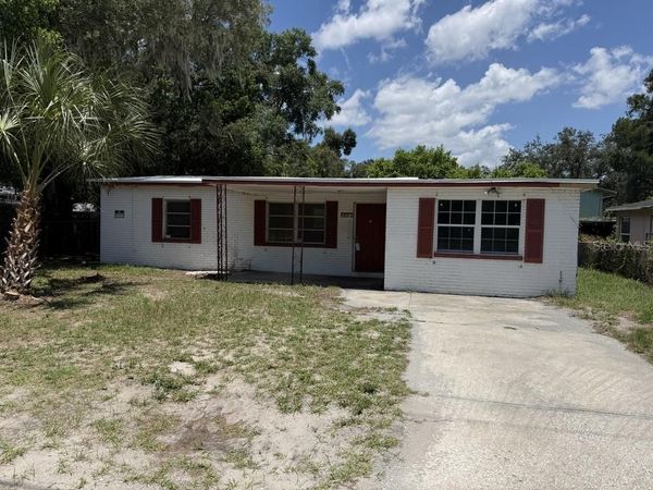 3012 E HANNA AVENUE , TAMPA, FL 33610