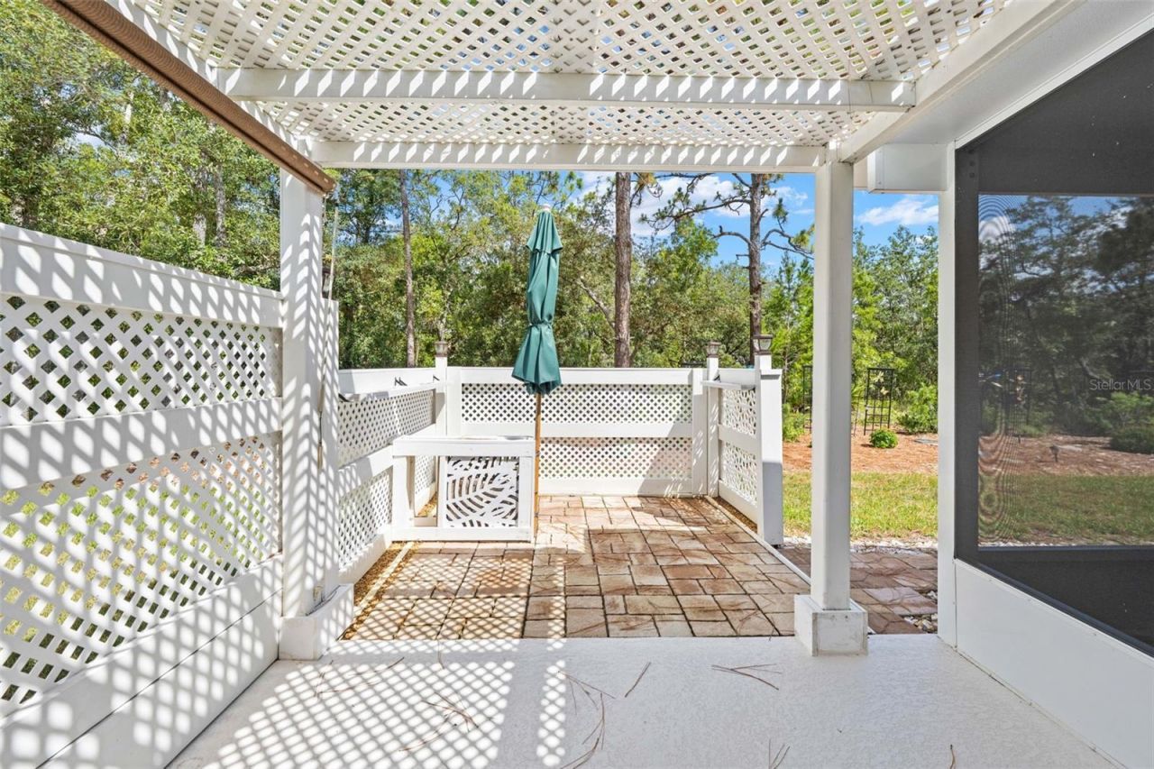 8 Dahlia Circle S, Homosassa, FL 34446 Photo