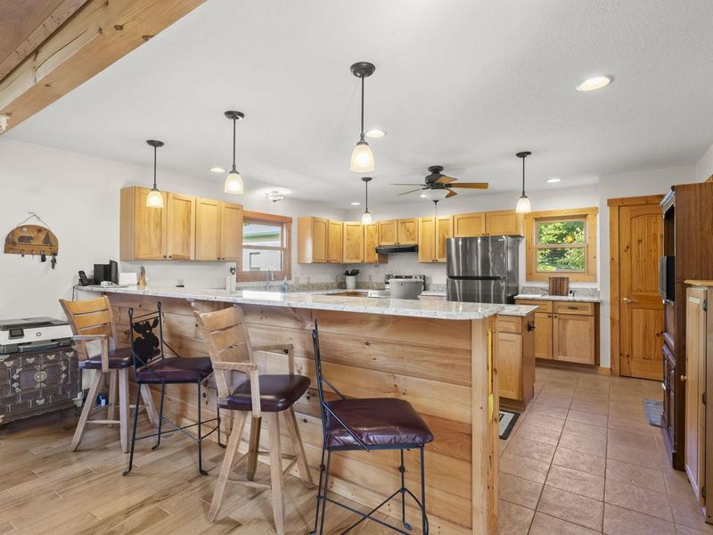1825 Chickasaw Lane, Sugar Grove, OH 43155 Photo 6