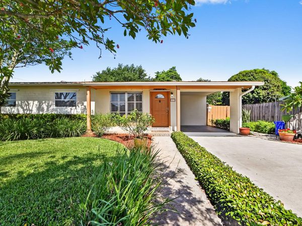 313 Poe Drive, Palm Springs, FL 33461