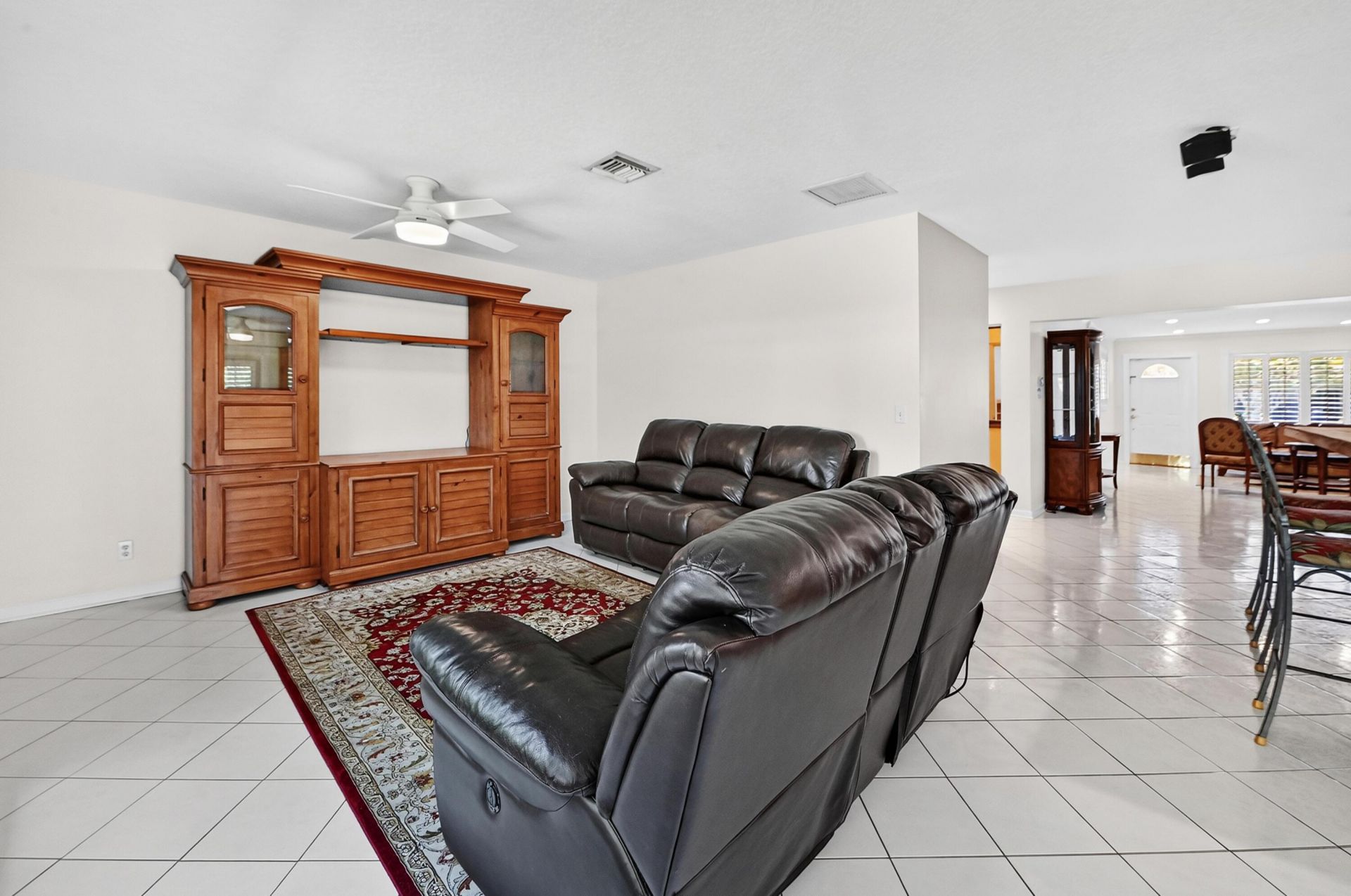 313 Poe Drive, Palm Springs, FL 33461 Photo