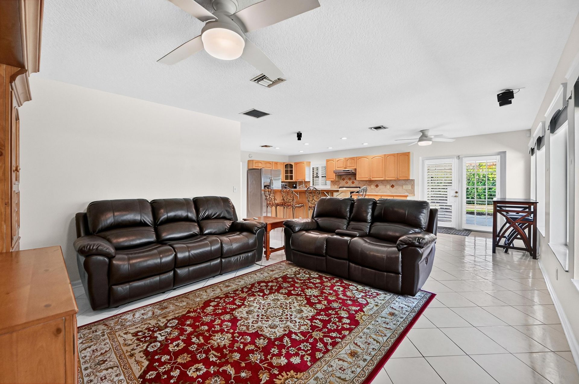 313 Poe Drive, Palm Springs, FL 33461 Photo