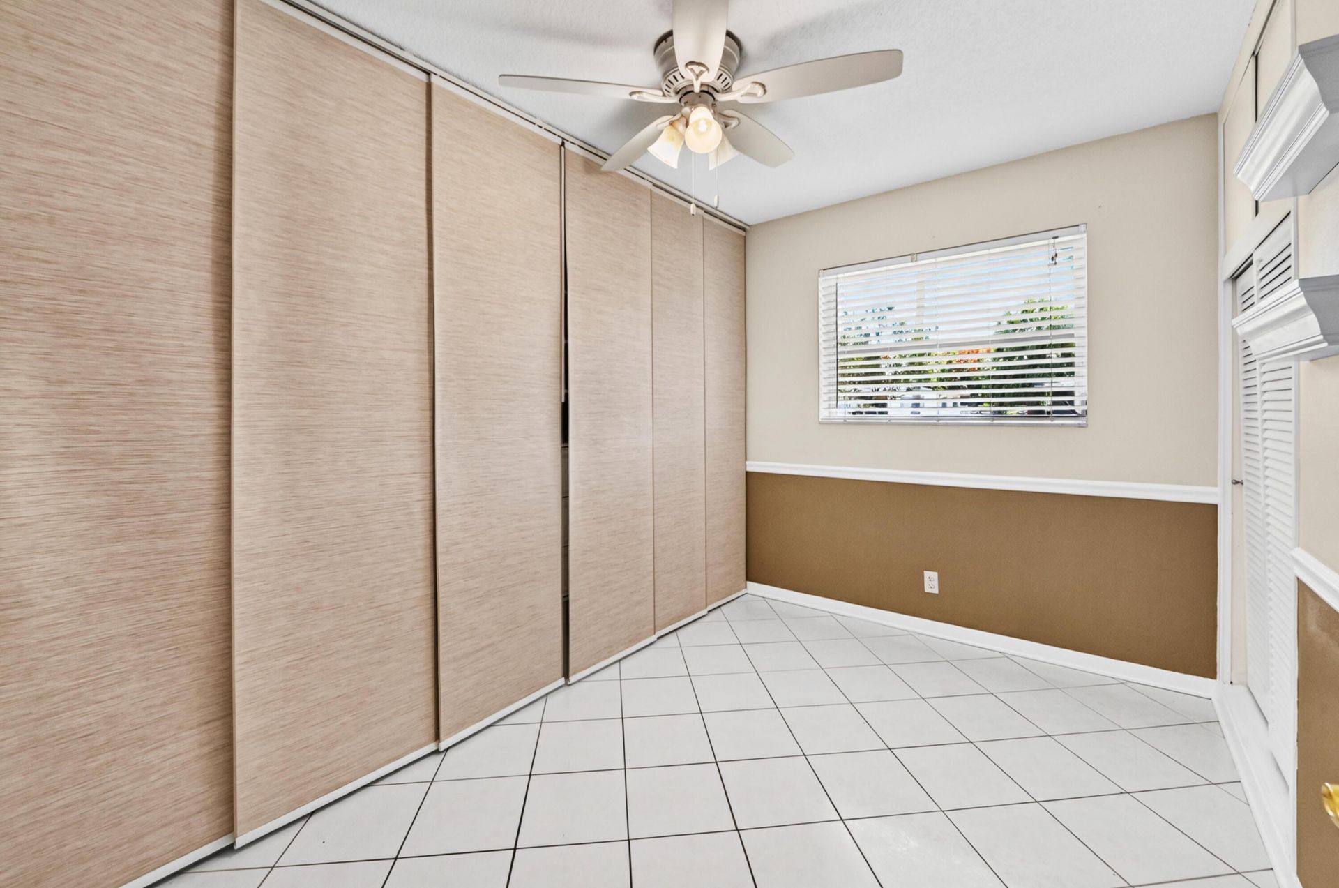 313 Poe Drive, Palm Springs, FL 33461 Photo