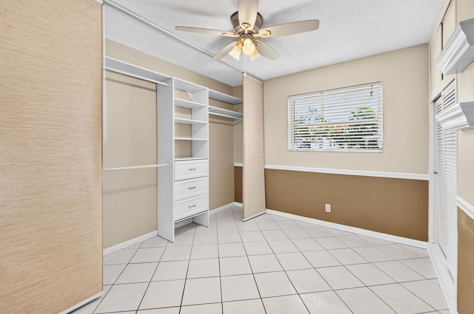 313 Poe Drive, Palm Springs, FL 33461 Photo