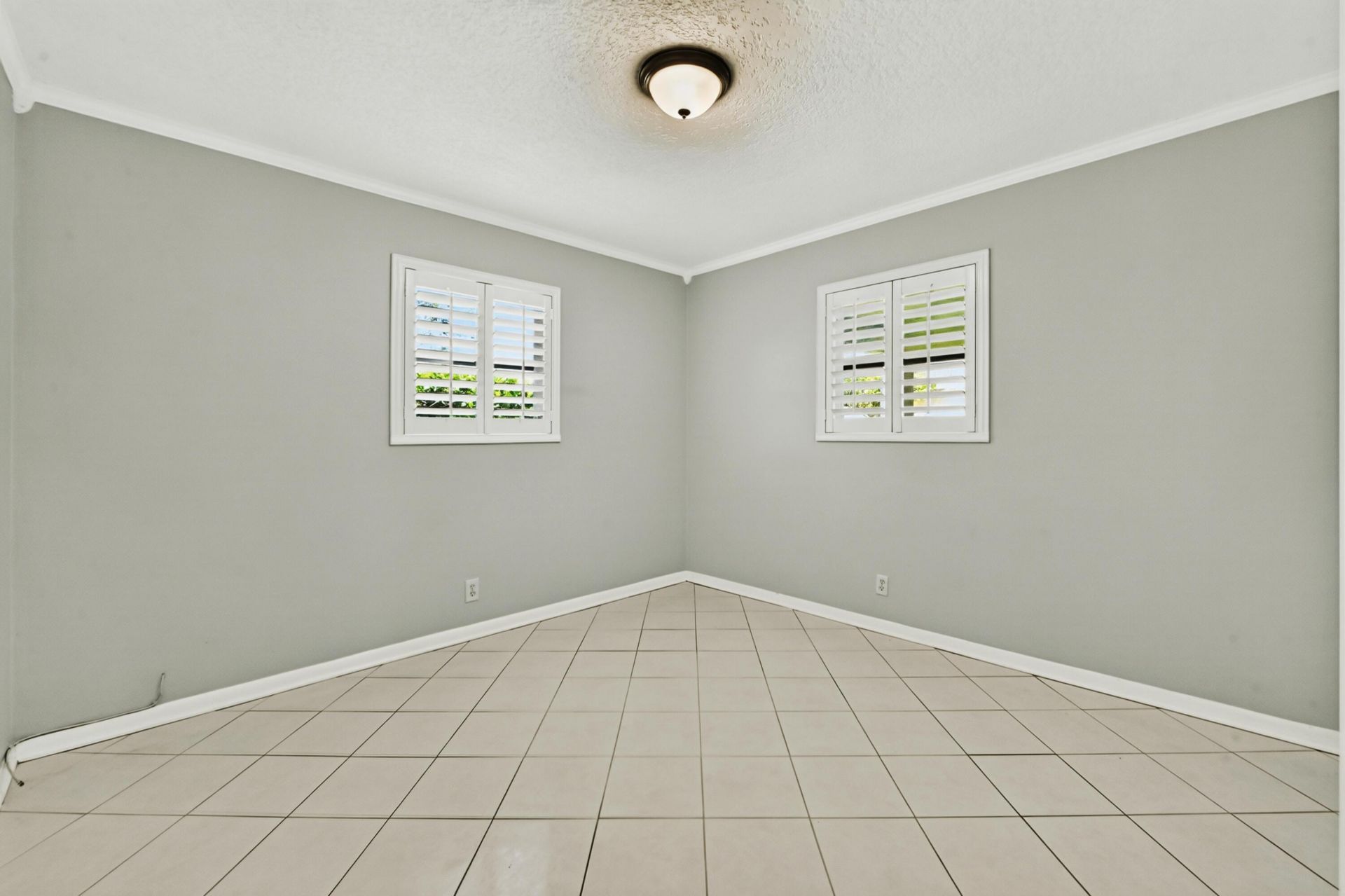 313 Poe Drive, Palm Springs, FL 33461 Photo