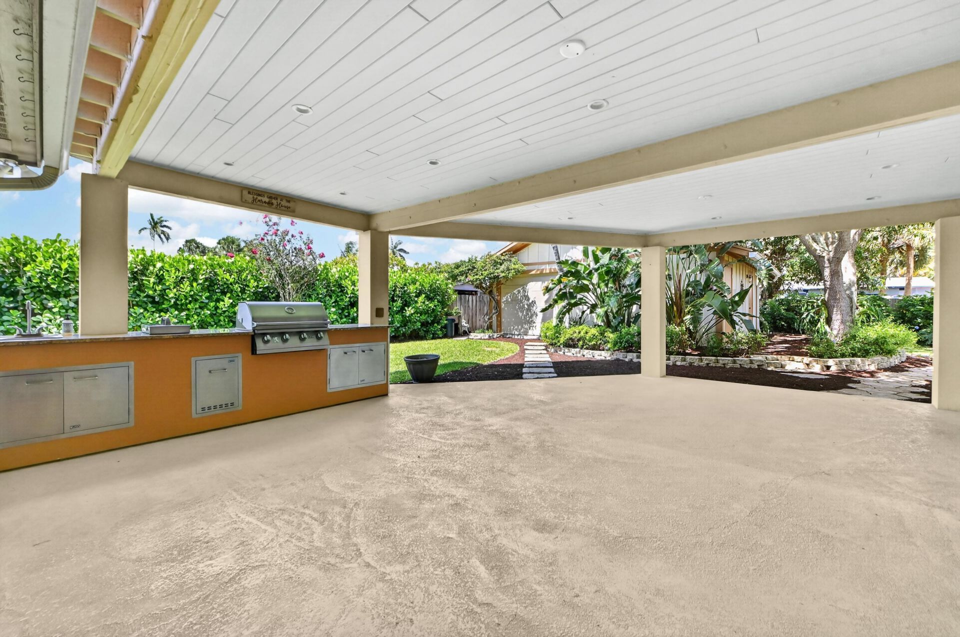 313 Poe Drive, Palm Springs, FL 33461 Photo