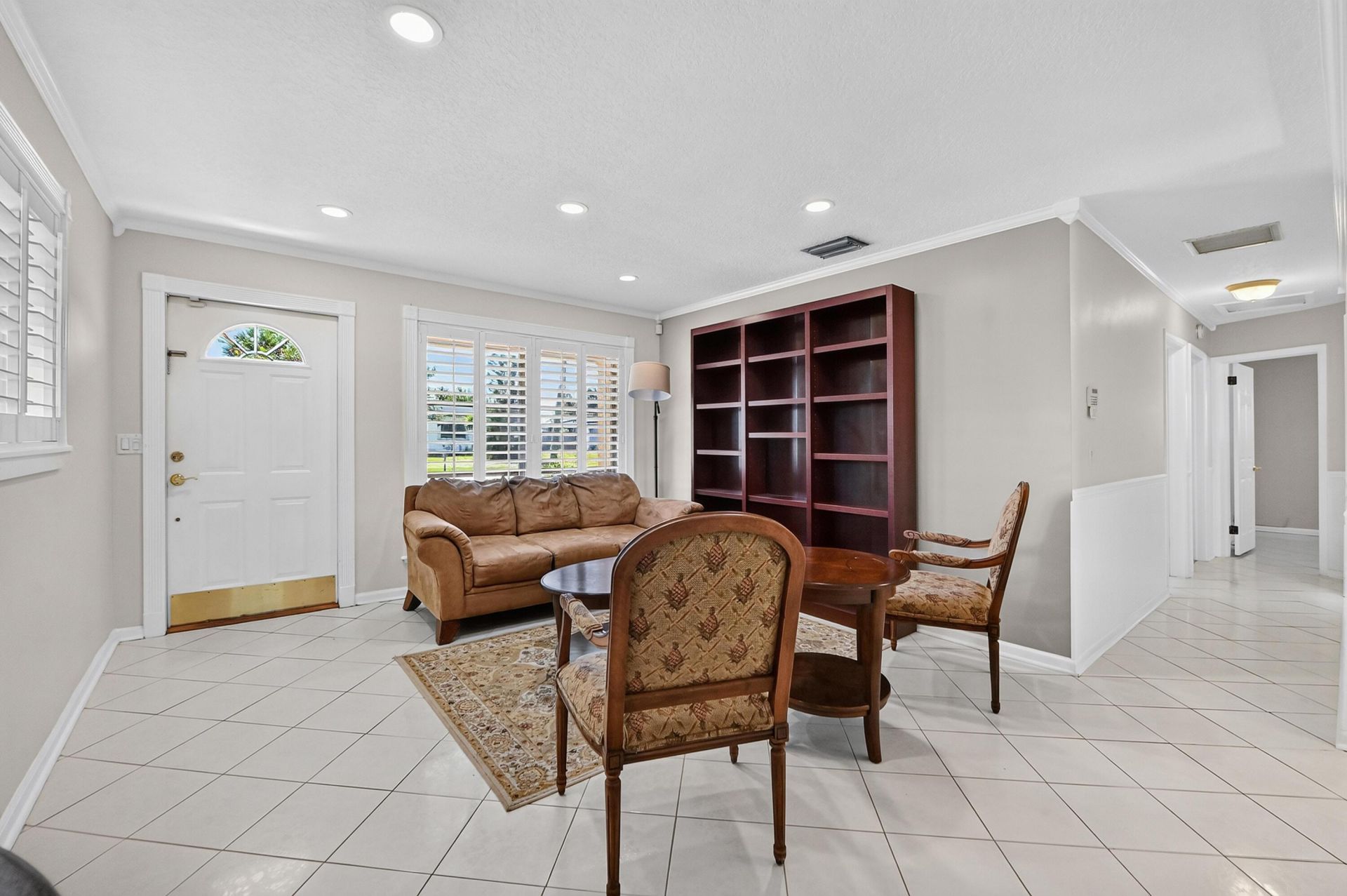 313 Poe Drive, Palm Springs, FL 33461 Photo