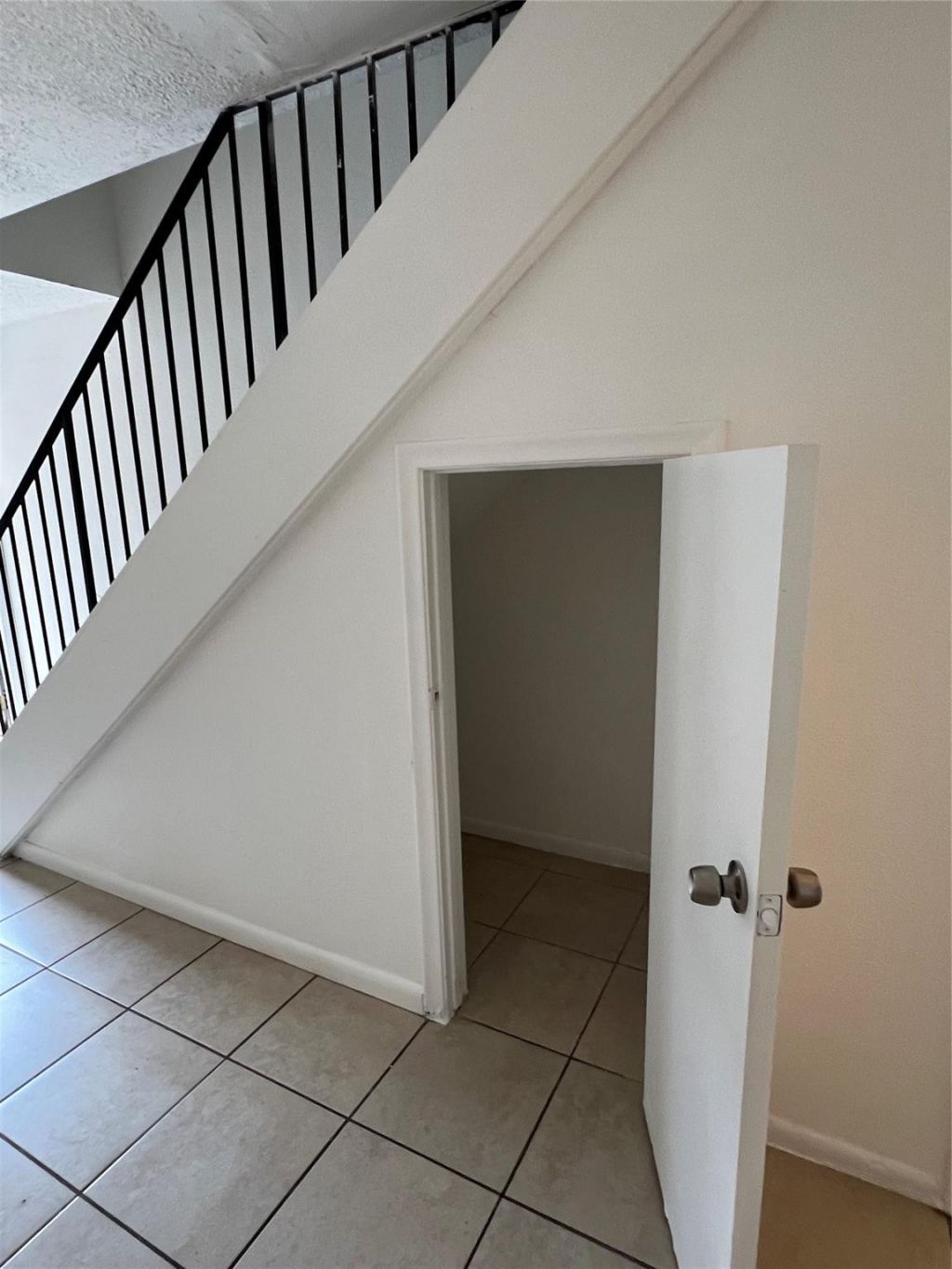 2442 NW 52nd Avenue, Lauderhill, FL 33313 Photo