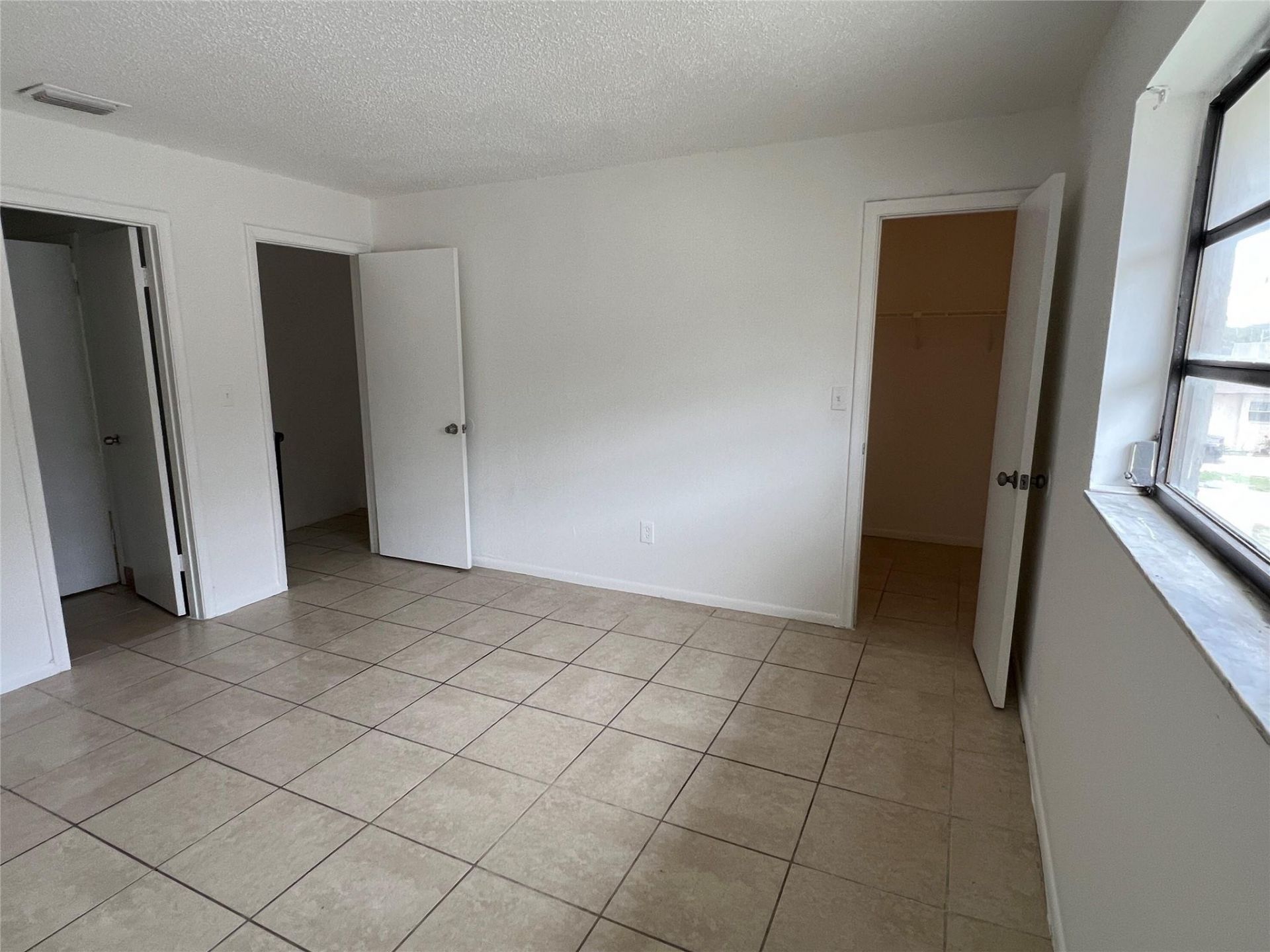 2442 NW 52nd Avenue, Lauderhill, FL 33313 Photo