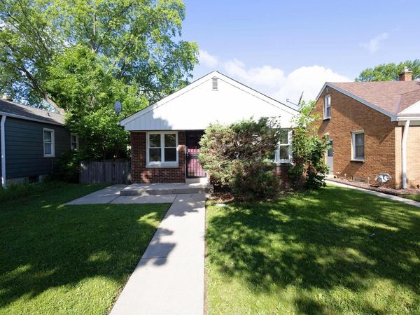 5019 N 24th STREET, Milwaukee, WI 53209