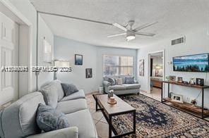 90 NE 19th Ave, Unit 1, Deerfield Beach, FL 33441 Photo