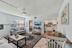 90 NE 19th Ave, Unit 1, Deerfield Beach, FL 33441 Photo