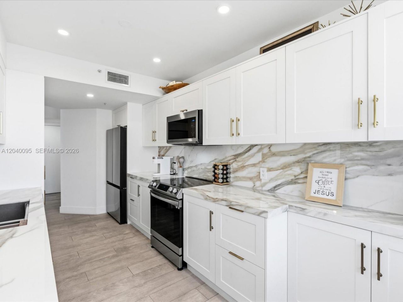 701 Brickell Key Blvd , Unit 1903, Miami, FL 33131 Photo