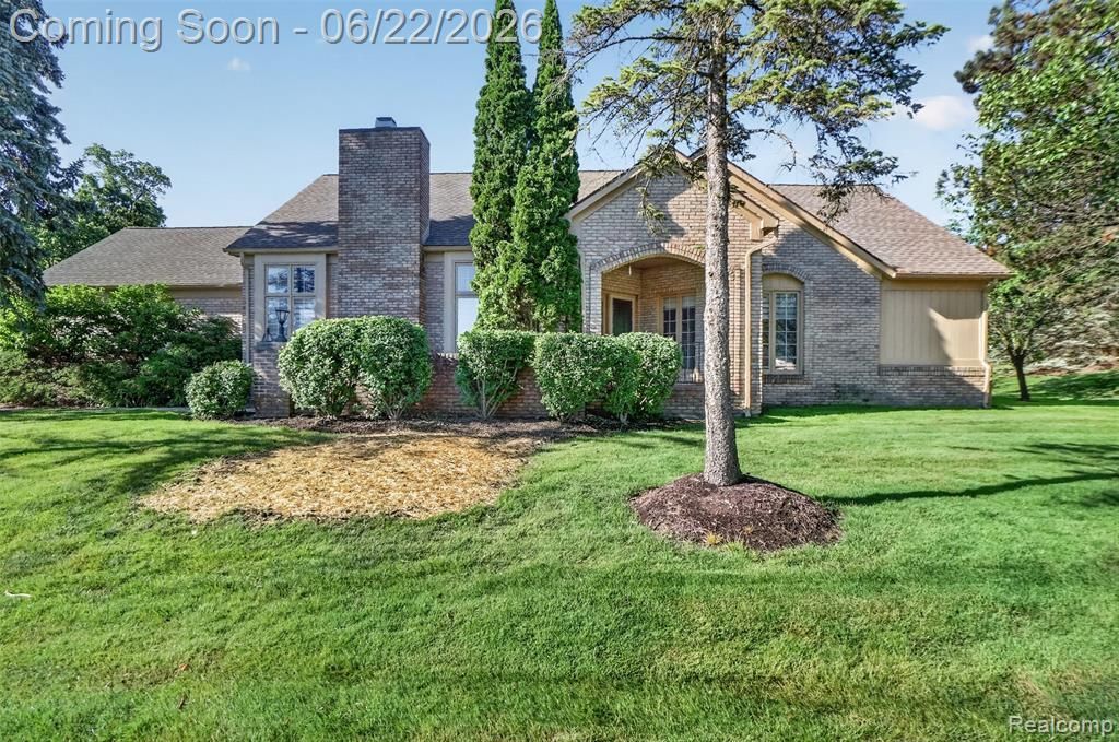 6190 Celeste Road, West Bloomfield Township, MI 48322 Main Photo