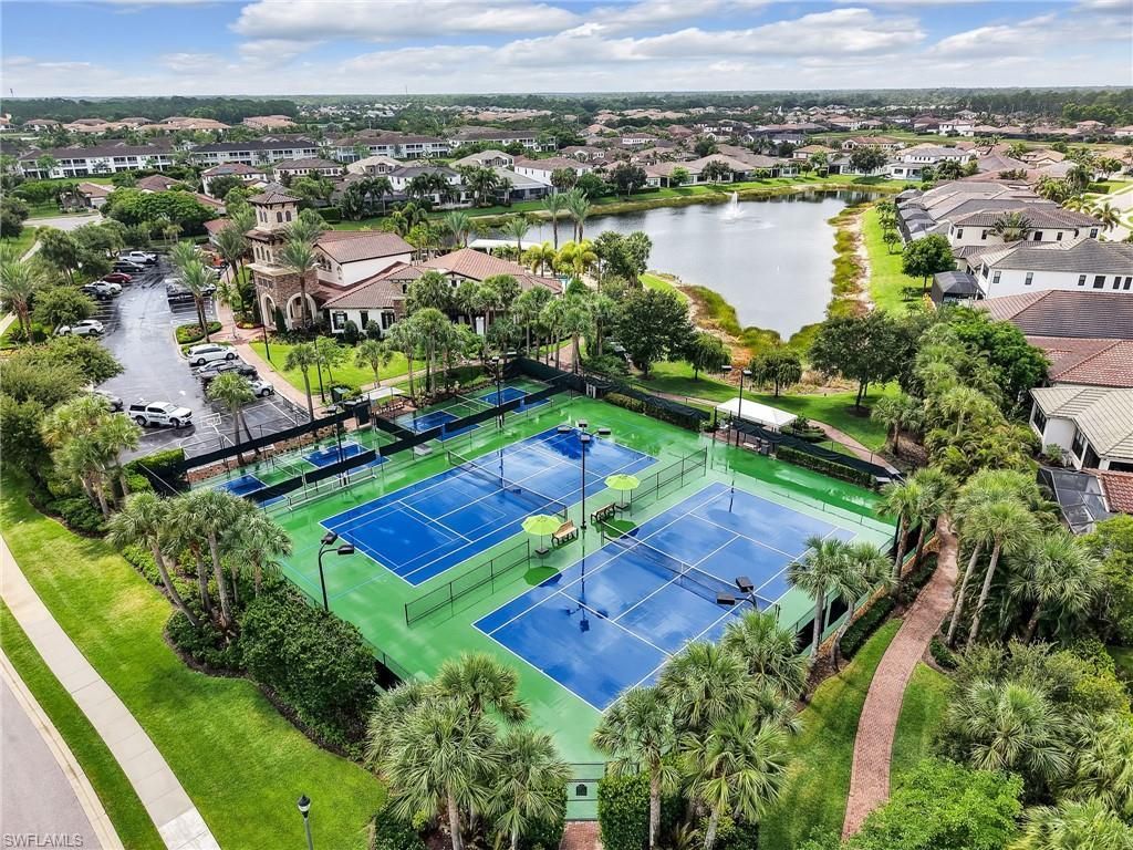 9454 Greenleigh Ct, Naples, FL 34120 Photo