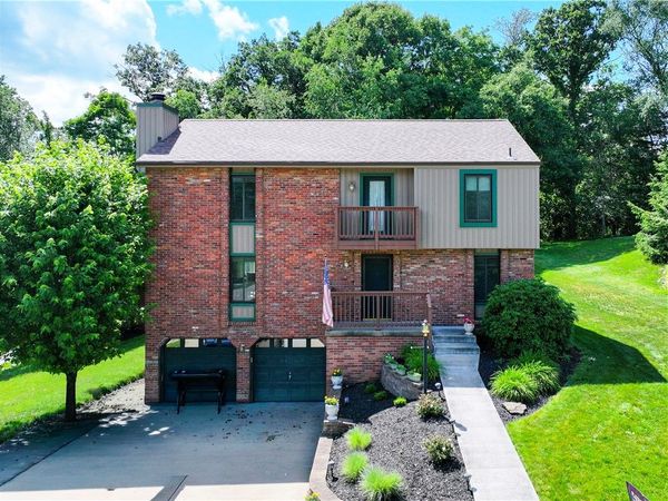 103 Cranston Dr, Moon Twp, PA 15108