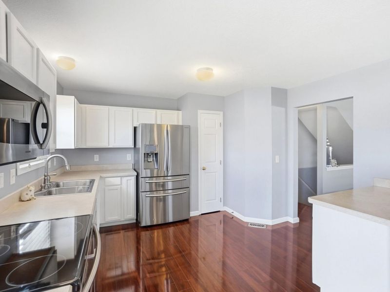 5846 Westbank Drive, Galloway, OH 43119 Photo 9