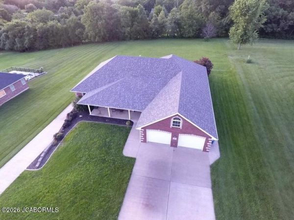 6325 KLEFFNER RIDGE, Jefferson City, MO 65101