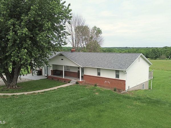 8430 COUNTY ROAD 349, New Bloomfield, MO 65063