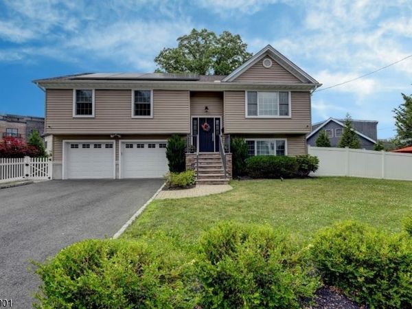 41 Strickland Ave, Little Falls, NJ 07424