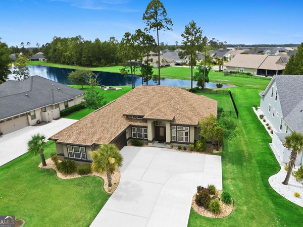 214 Fiddlers Cove Drive, Kingsland, GA 31548