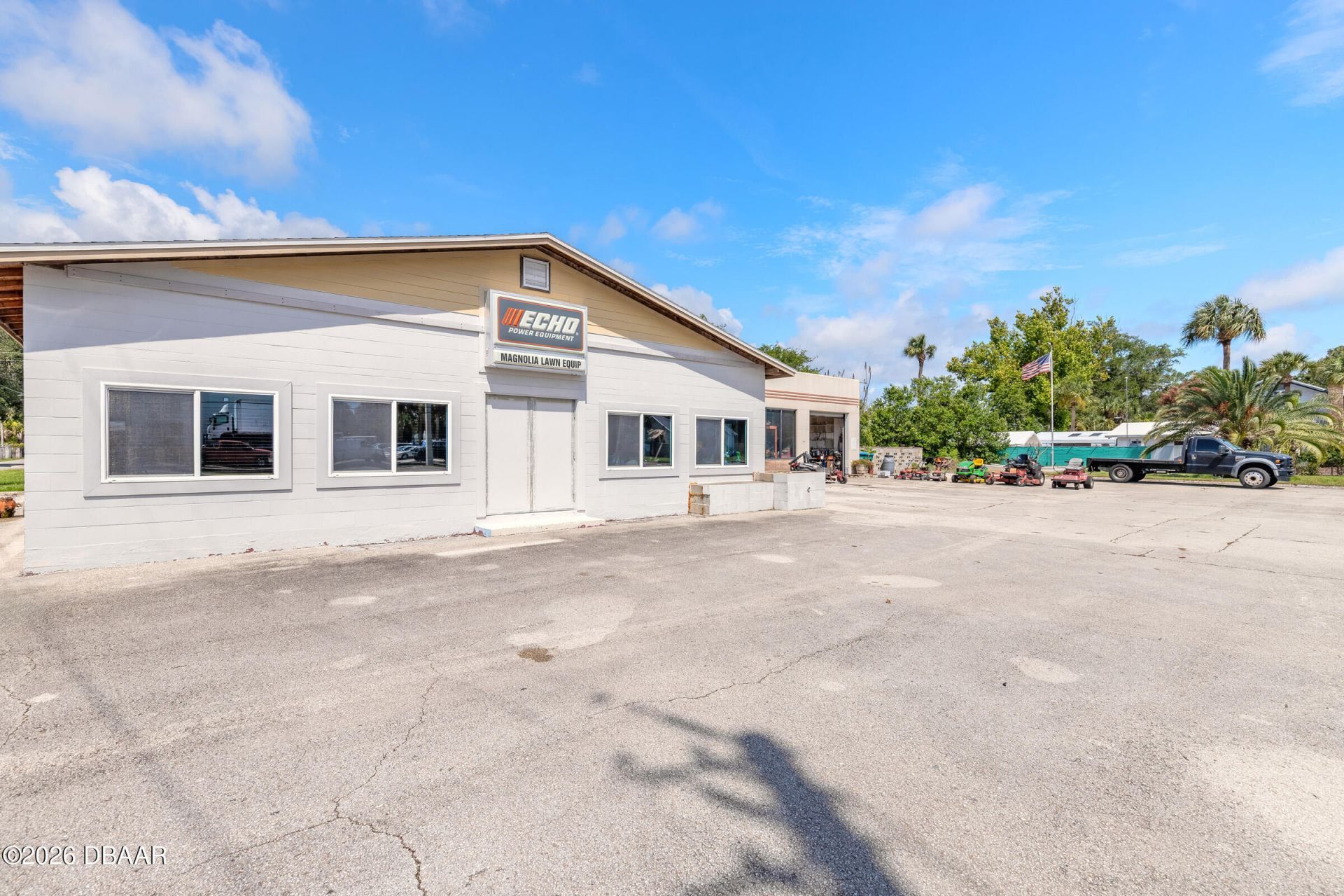 600 N Dixie Freeway, New Smyrna Beach, FL 32168 Photo