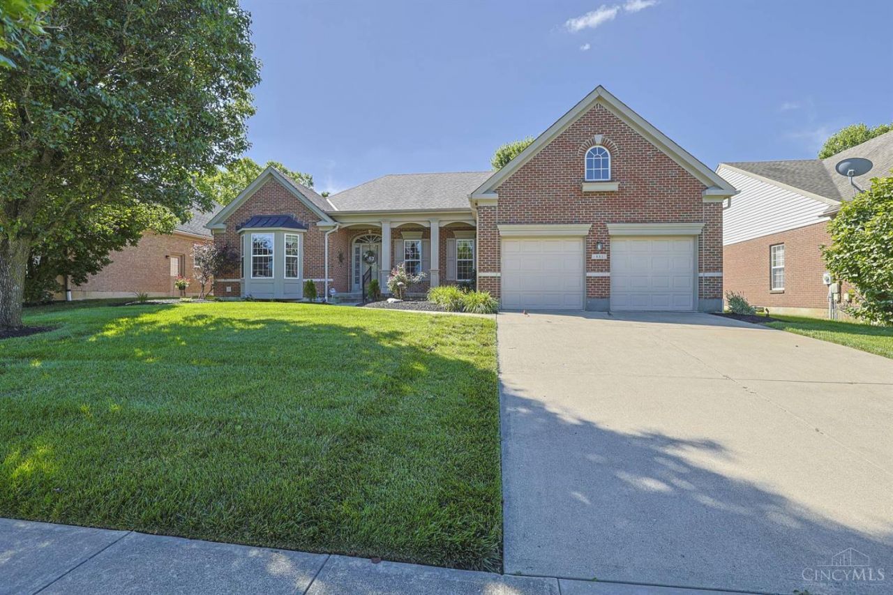 881 Augusta Boulevard, Loveland, OH 45140 Main Photo