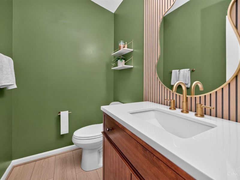 8049 Bridge Point Drive, Unit 24-30, Green Township, OH 45248 Photo 23