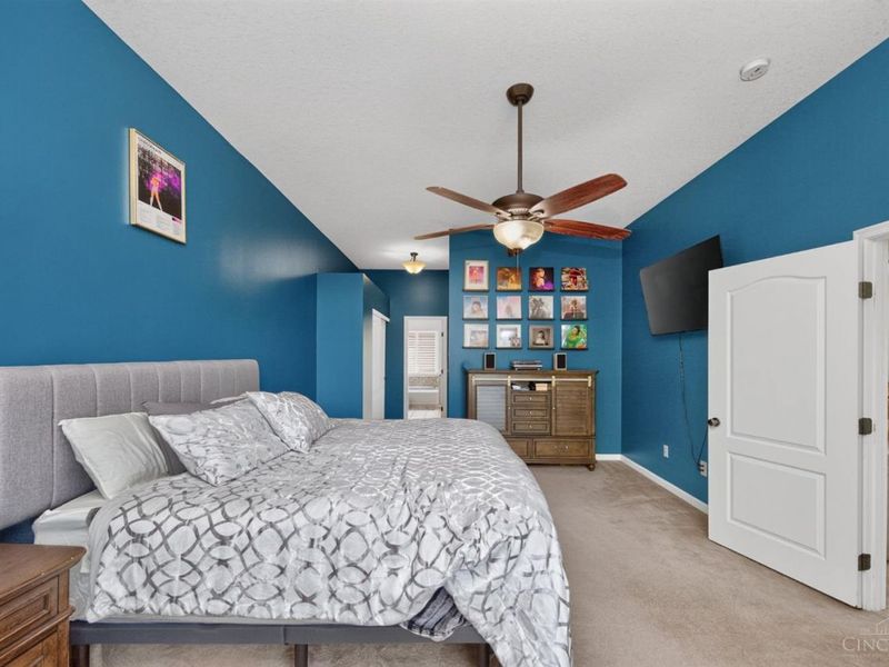 8049 Bridge Point Drive, Unit 24-30, Green Township, OH 45248 Photo 27