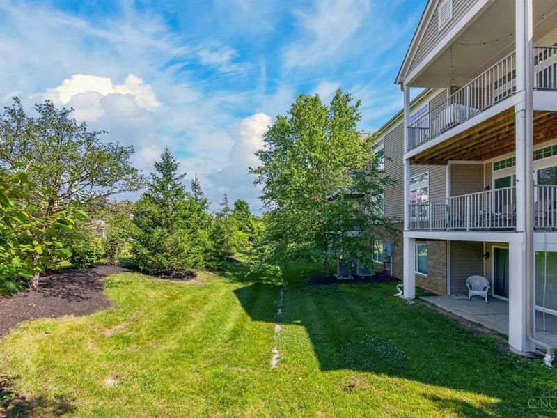8049 Bridge Point Drive, Unit 24-30, Green Township, OH 45248 Photo 54