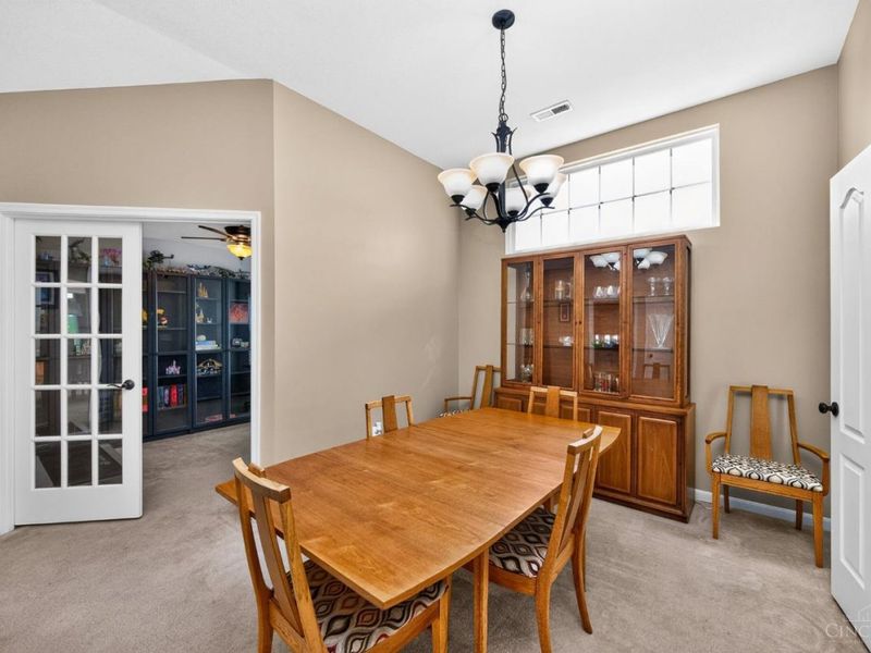 8049 Bridge Point Drive, Unit 24-30, Green Township, OH 45248 Photo 8