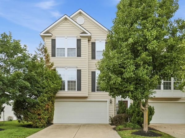 7495 Victoria Falls Avenue, Maineville, OH 45039