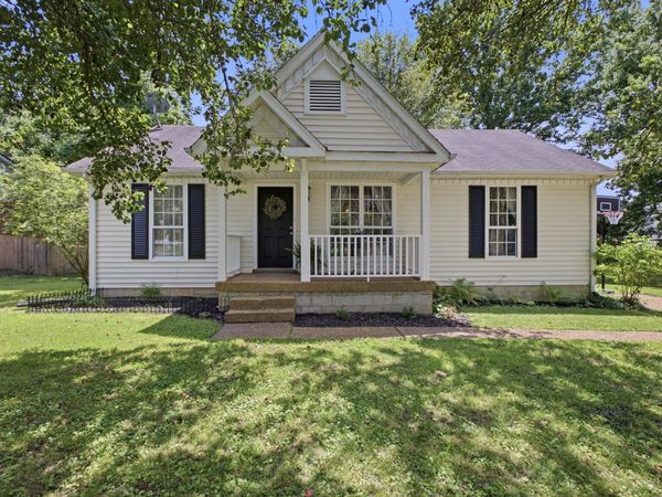 712 Windsor Trace , Goodlettsville, TN 37072
