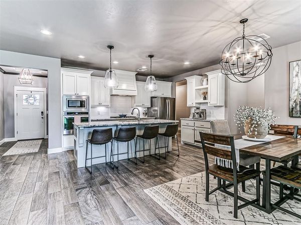 8209 NW 151st Terrace, Edmond, OK 73013