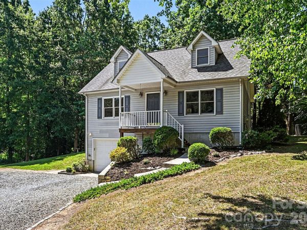 9624 Forest Drive, Charlotte, NC 28216