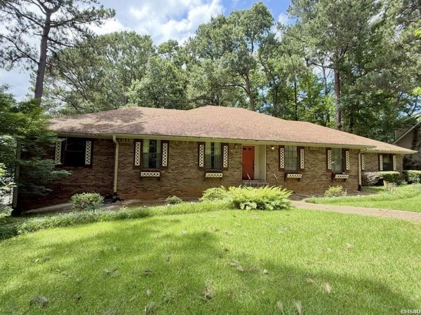 10 IVY, Arkadelphia, AR 71923