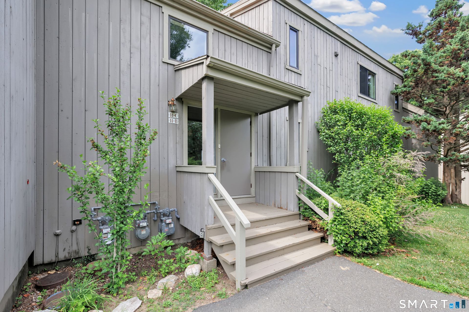 14 Algonquin, Unit C, Stratford, CT 06614 Main Photo