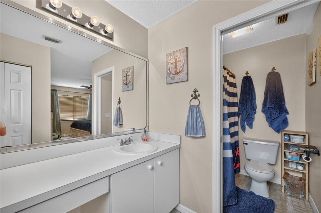 2056 16th Avenue Sw, Vero Beach, FL 32962 Photo
