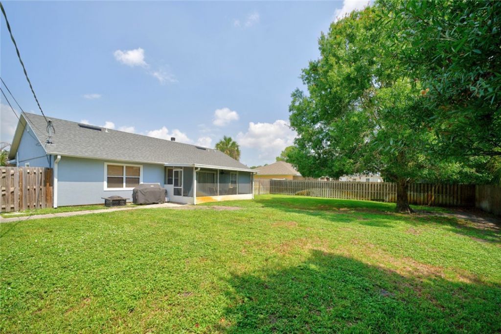 2056 16th Avenue Sw, Vero Beach, FL 32962 Photo