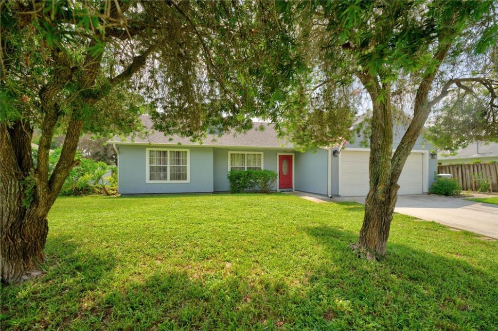 2056 16th Avenue Sw, Vero Beach, FL 32962 Photo
