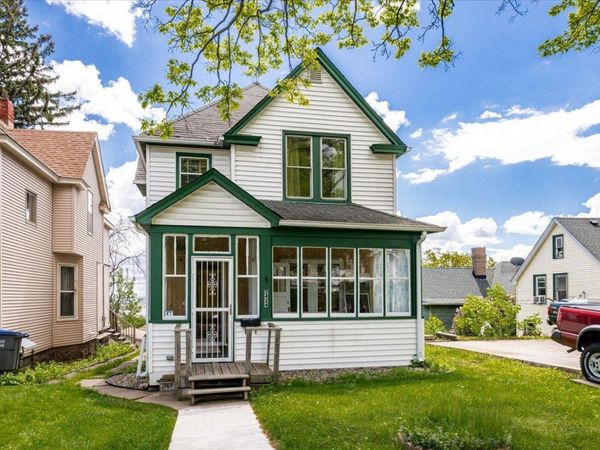 2424 W 7th Street, Duluth, MN 55806