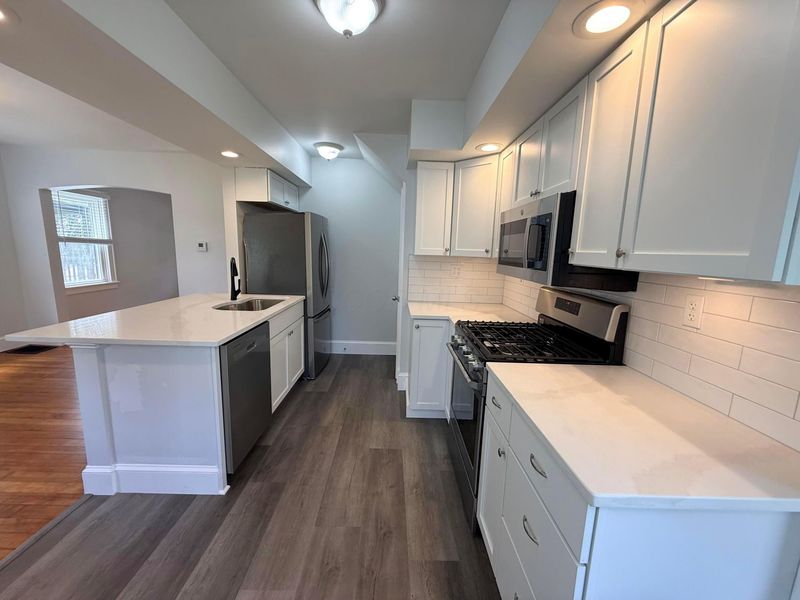 512 E Woodrow Avenue, Columbus, OH 43207 Photo 7