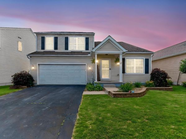 807 Holly Farms Drive , Blacklick, OH 43004