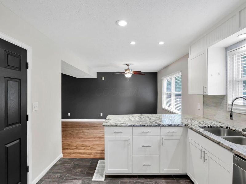 1024 Discovery Drive, Columbus, OH 43085 Photo 20