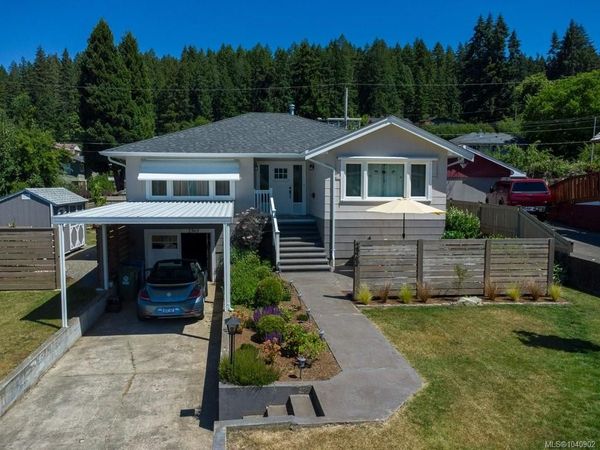 2563 15th Ave , Port Alberni, BC V9Y 2Z4
